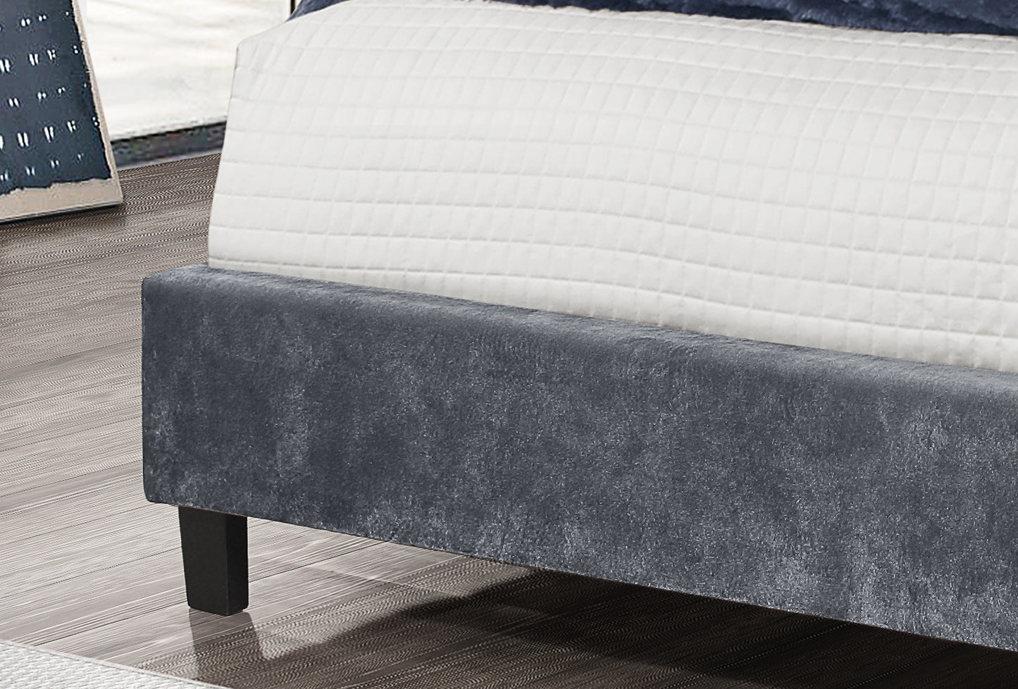 Glare Bed