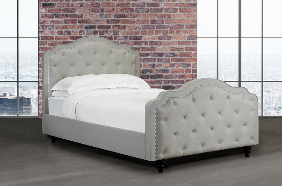 R168 Platform bed