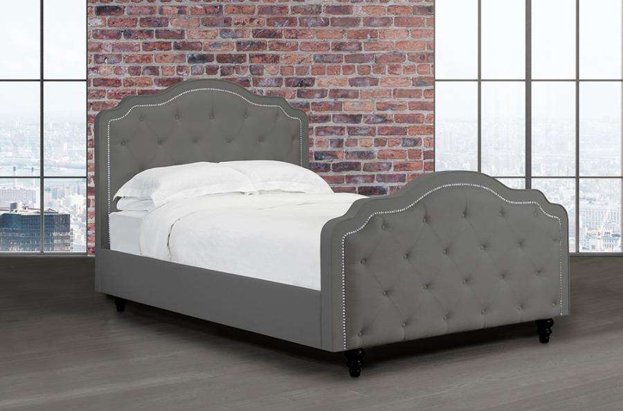 R168 Platform bed