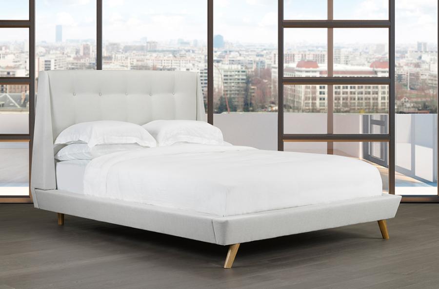R173 Platform bed