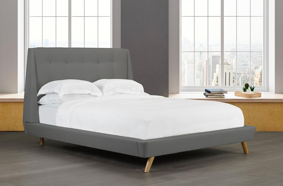 R173 Platform bed
