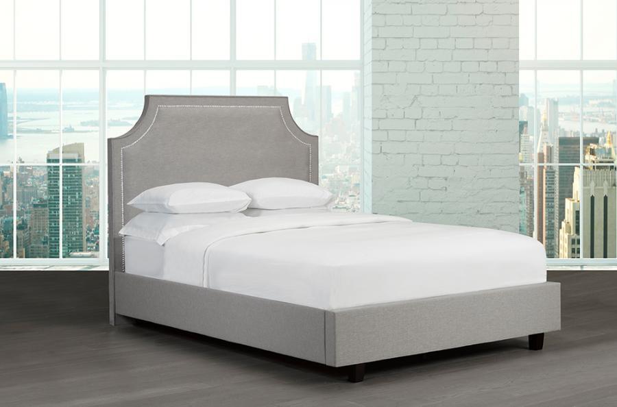 R195 headboard/bed - Furnify.ca