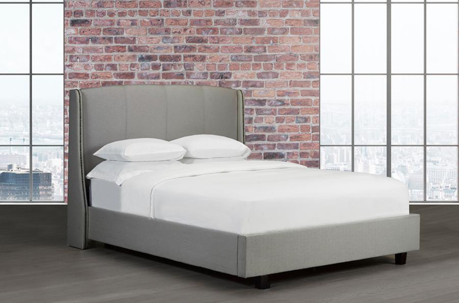 R197 haedboard/bed - Furnify.ca