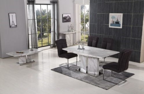 Grande table à manger 64" par 36"