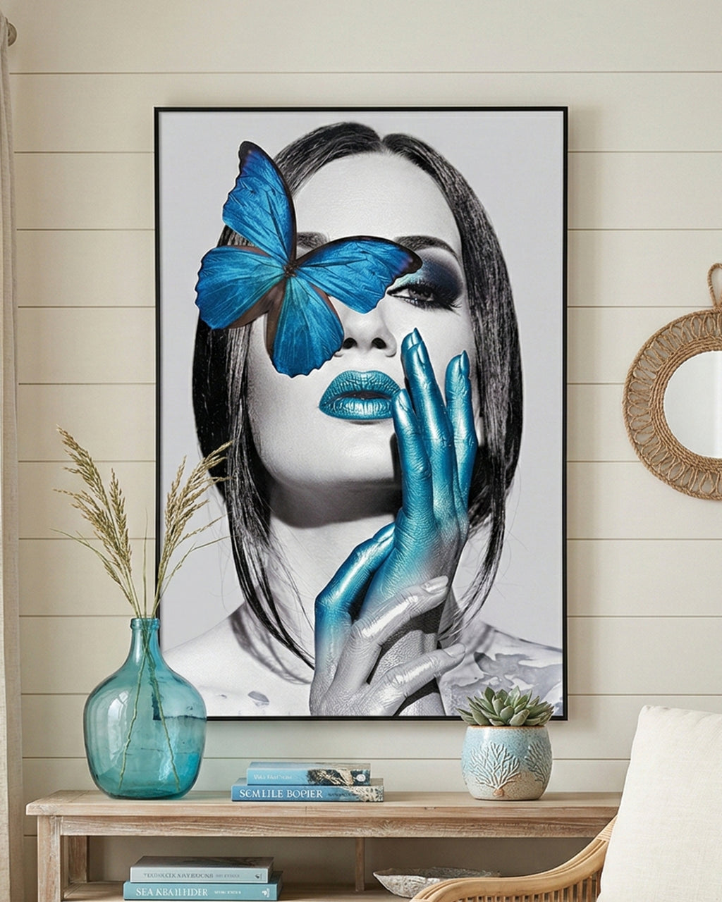 Tableau « Dame au papillon bleu » avec cadre en métal 
