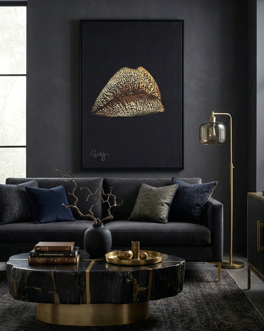 GOLDEN LIPS Wall Art with Metal Frame