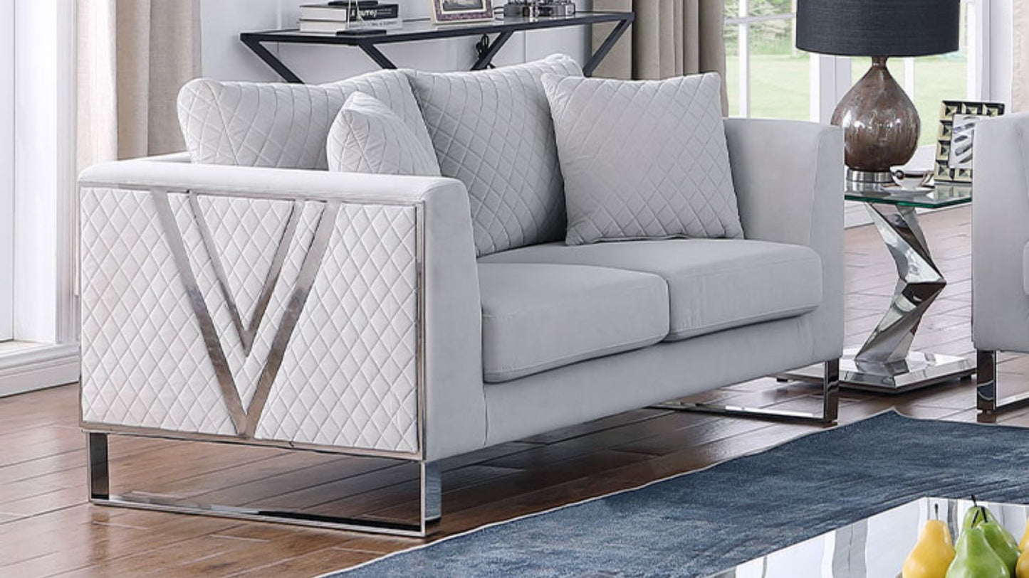 SKYE LIVING ROOM SET