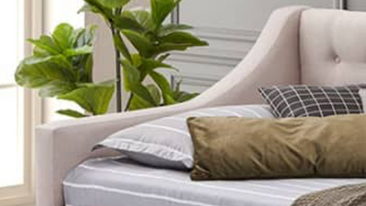 Amy Day Bed